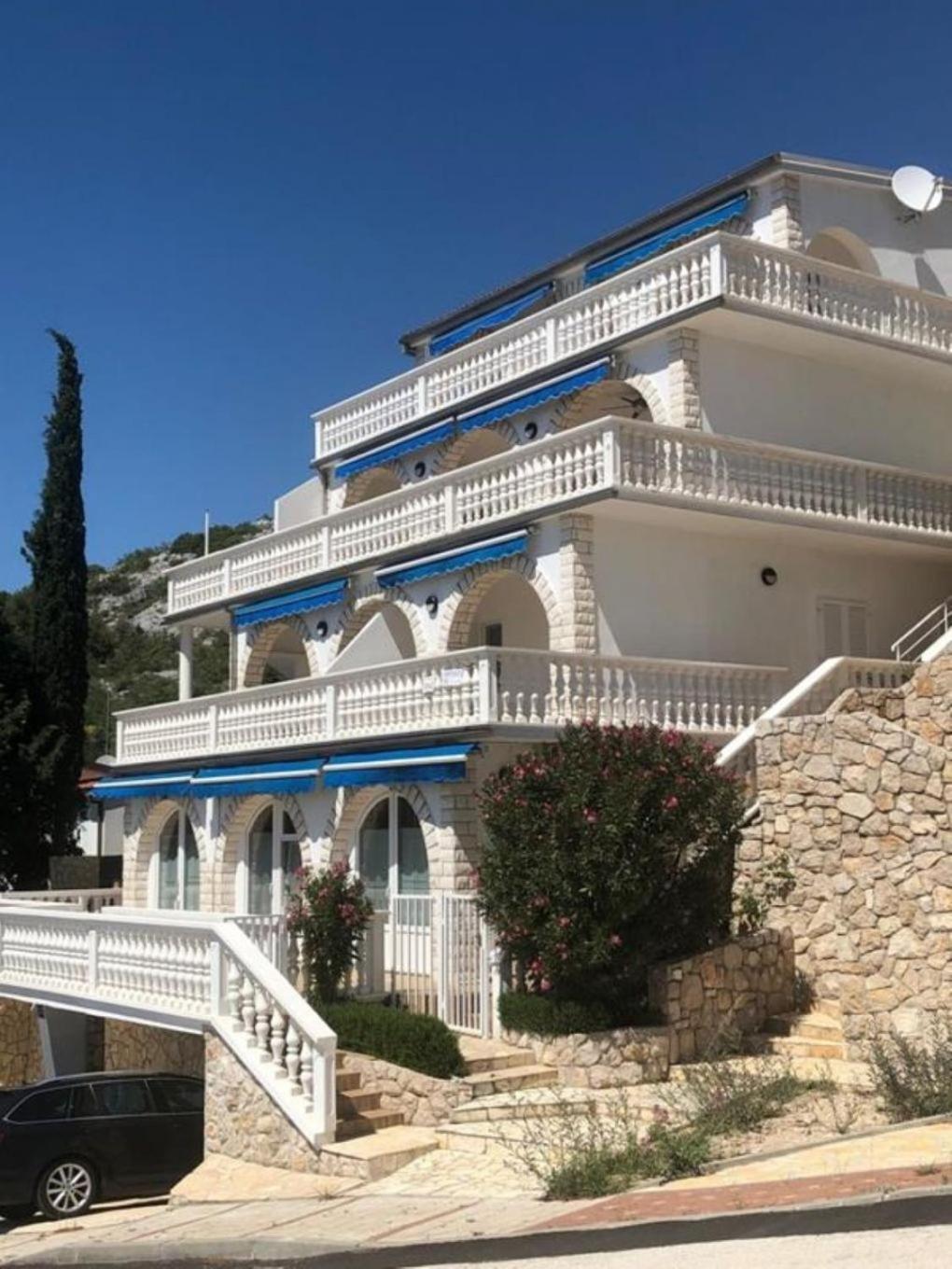 Apartments Josip Drage Buitenkant foto