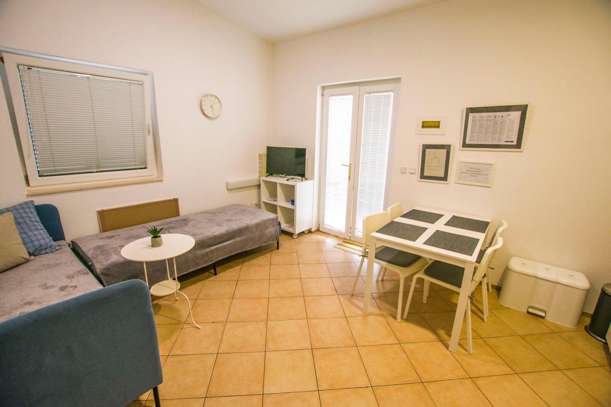 Apartments Josip Drage Buitenkant foto